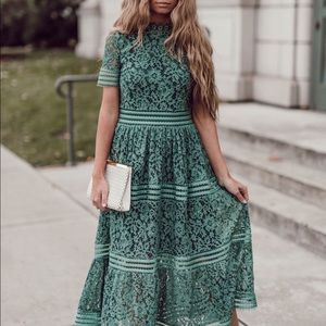Lace midi sage jessakae dress